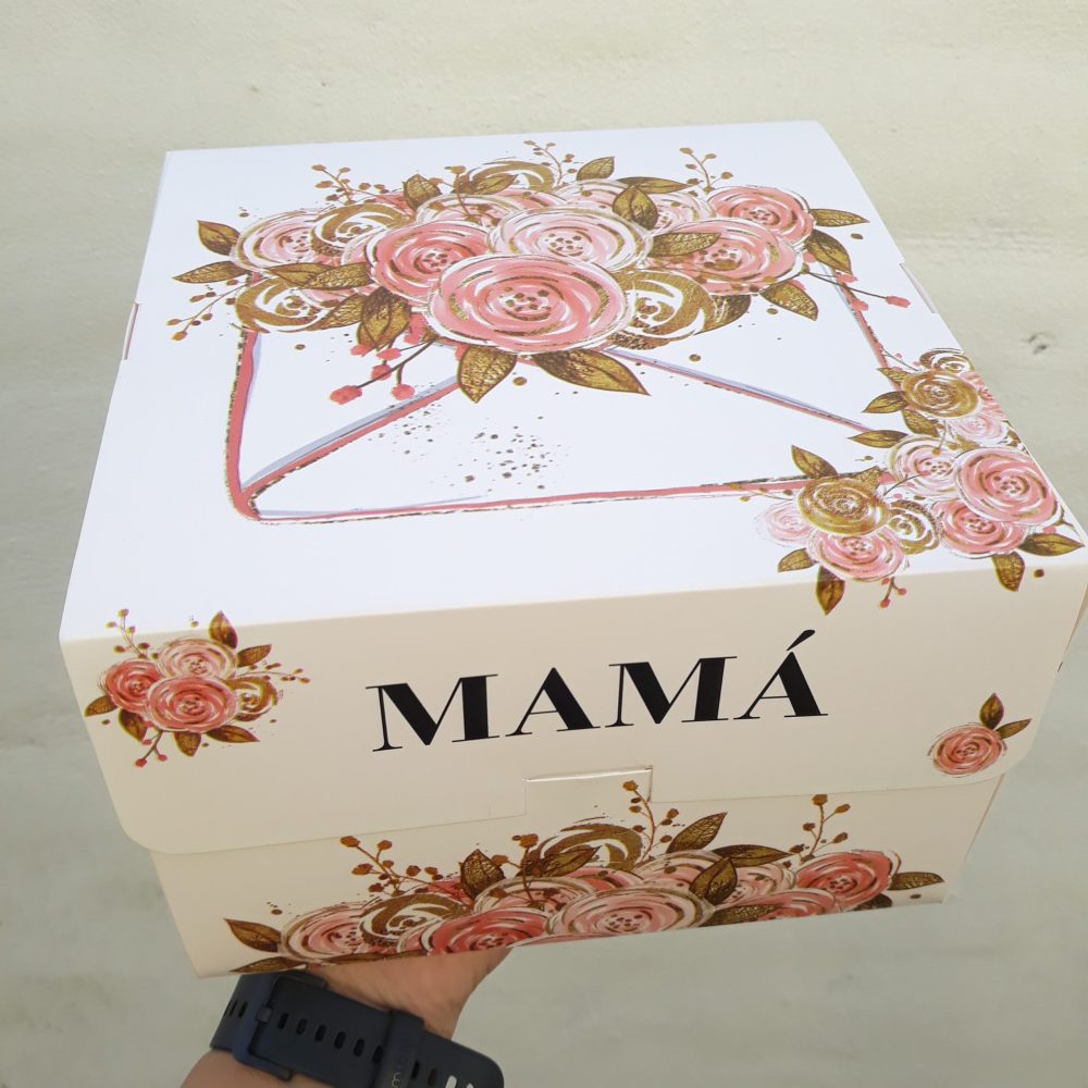 Caja dia la madre base explosiva (19x19x12)