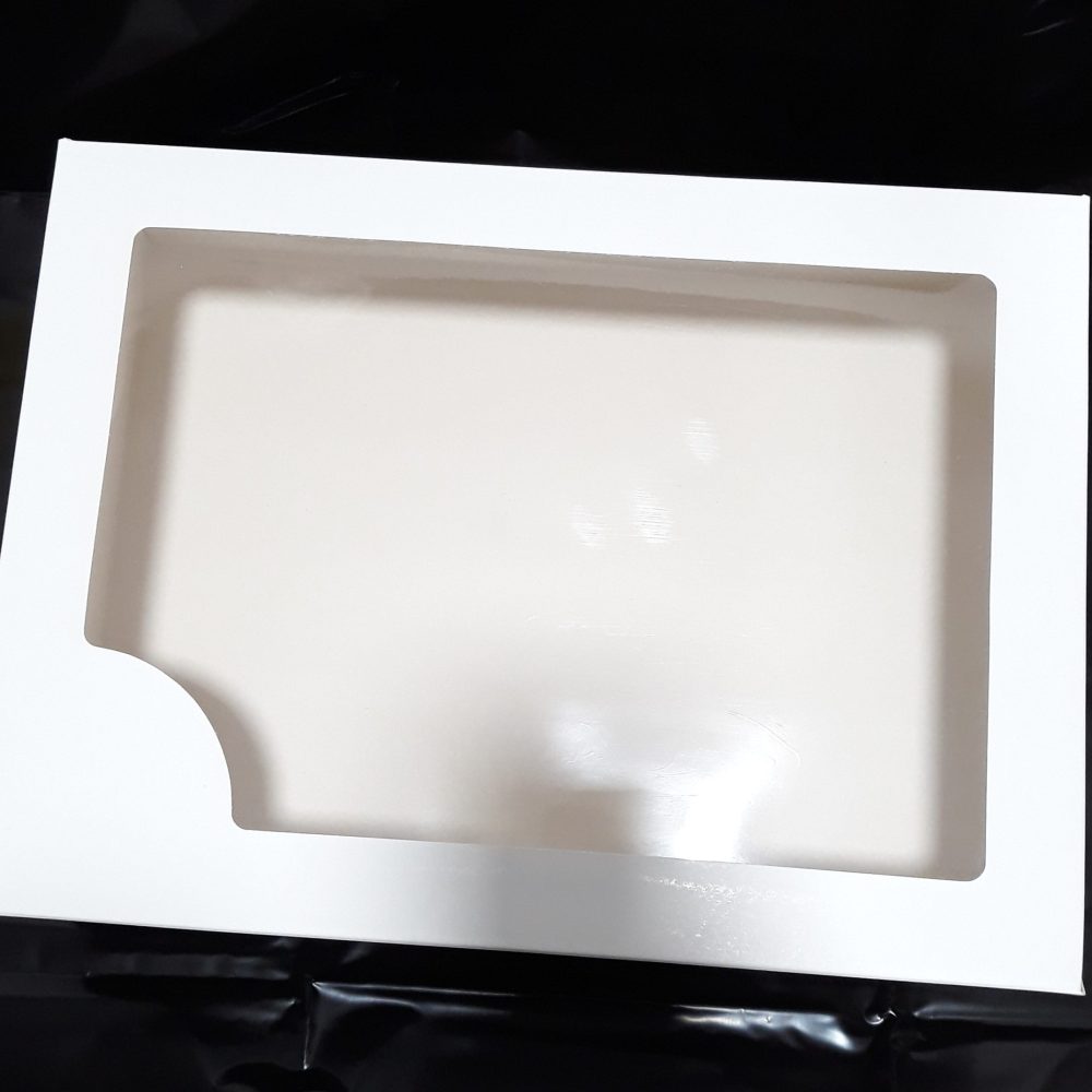 Caja desayuno con visor 34x25x10