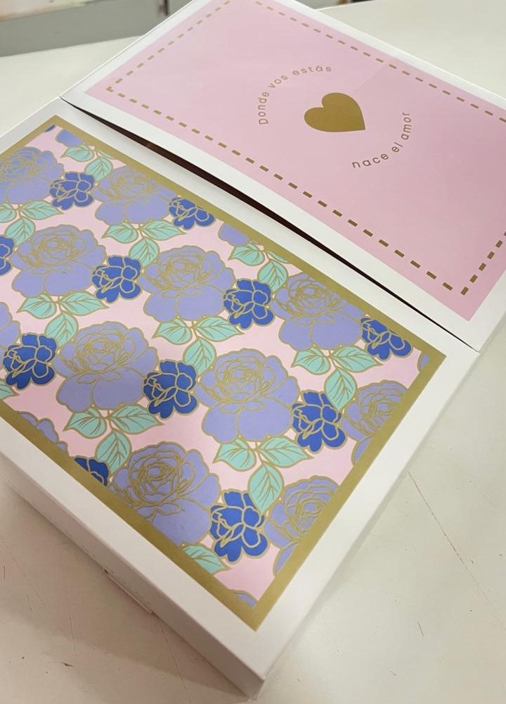 Caja mesa desayuno 30x25x8cm