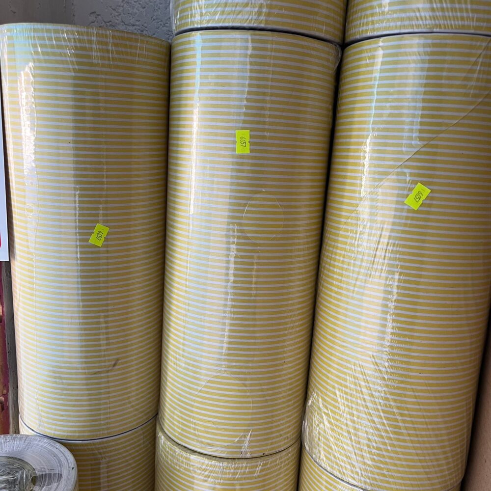 Papel Amarillo Color 40 cm